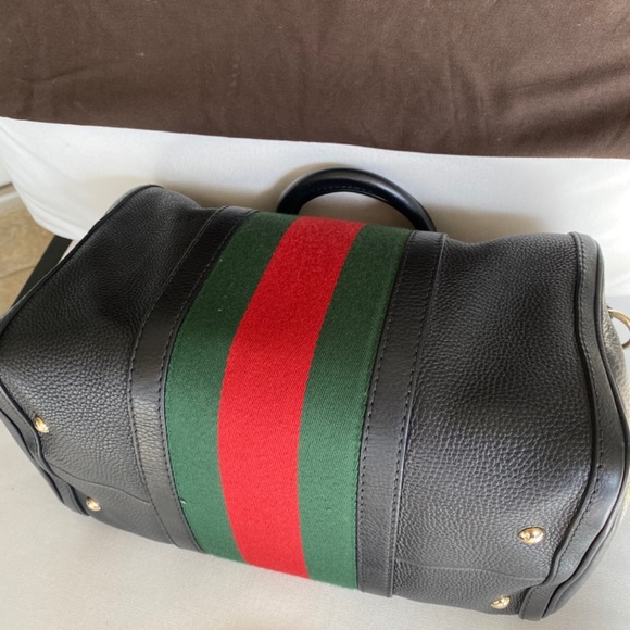 Authentic Gucci bag - Picture 4 of 10